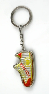 Brelok but piłkarski