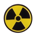 przypinka radioaktywny symbol żółto-czarna