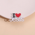 przypinka I love Jesus na dwukolorowym tle różowo beżowym