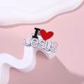 przypinka I love Jesus na wieszaku ubraniowym