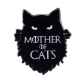 metalowa przypinka kot mother of cats czarna emaliowana