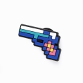 wpinka crocs pistolet Minecraft pixelowy niebieski