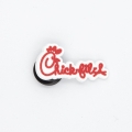 przypinka do crocsów chick fil a logo czerwone