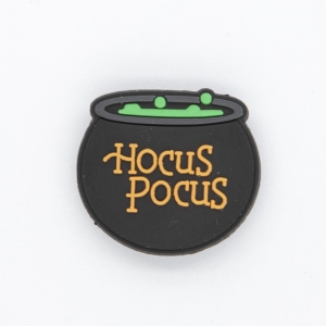 Przypinka do crocsów kocioł hocus pocus