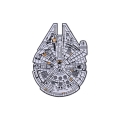 metalowa przypinka sokół milenium star wars widok z przodu