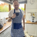 fartuch kuchenny Bolesławiec w grochy męski model kuchnia