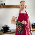ściereczka kuchenna folk czarna w użyciu kuchnia