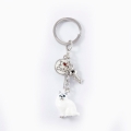 brelok do kluczy kot biały zawieszka charms