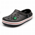 Przypinka liść konopi na crocs buty klapki ozdoba