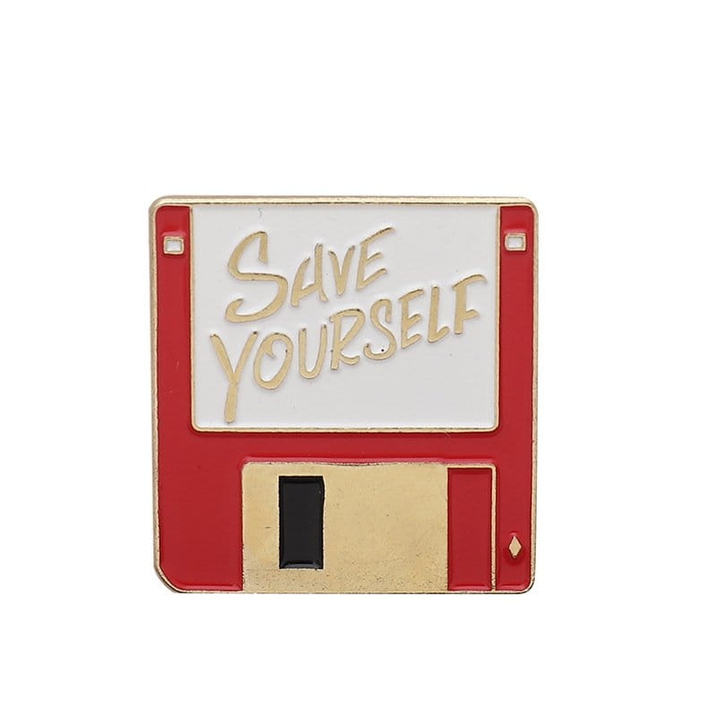 Przypinka metalowa dyskietka 3.5 save yourself nerd geek
