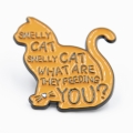 Przypinka Smelly Cat Friends metalowa pomarańczowa kot