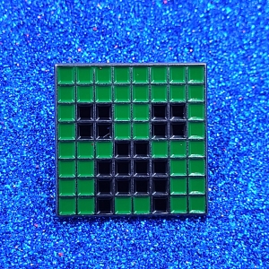 Metalowa przypinka, Creeper Minecraft