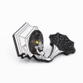 Metalowa przypinka gramofon vintage pins retro